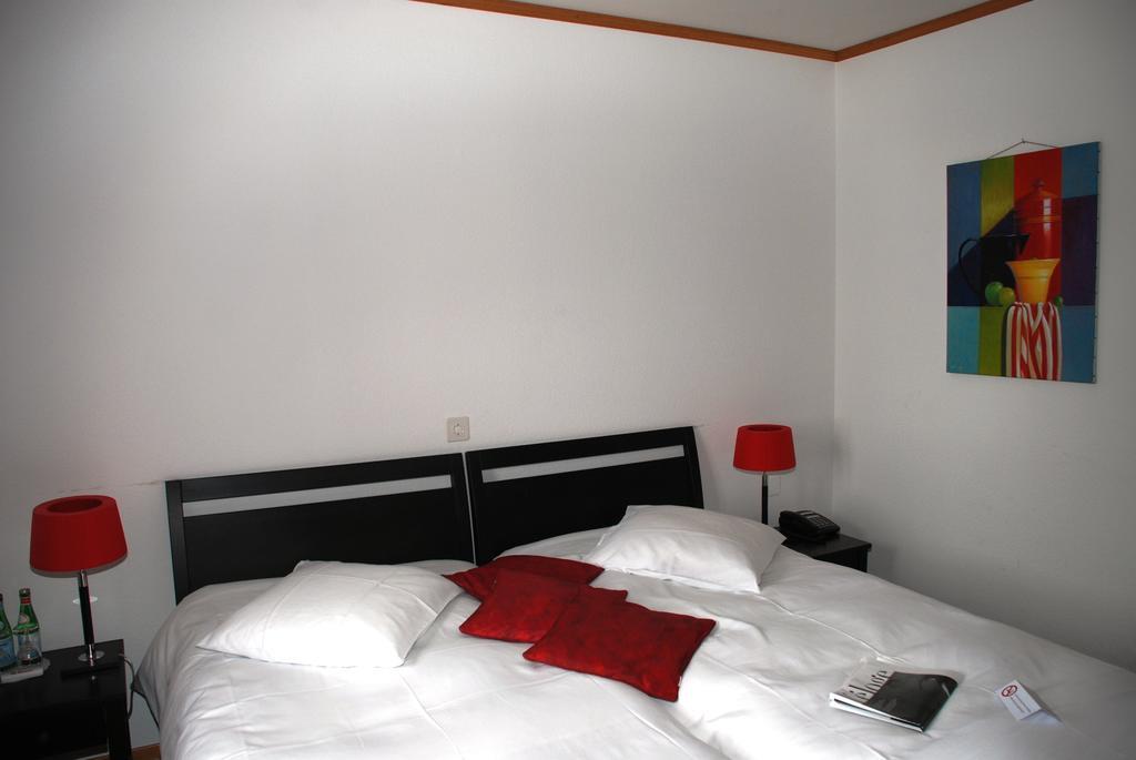 Hostellerie De Geneve Vevey Phòng bức ảnh
