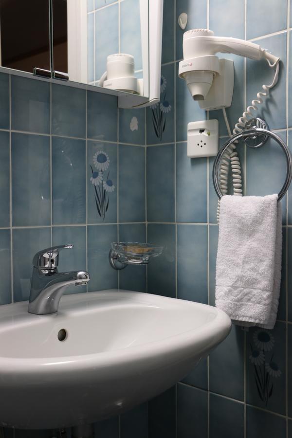 Hostellerie De Geneve Vevey Ngoại thất bức ảnh